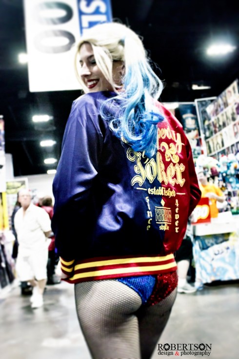 Another dope Harley Quinn cosplay.