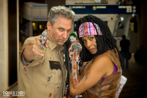 Dead-on The Walking Dead cosplay. John Stalter and Richonne by @cosacommotioncosplay 